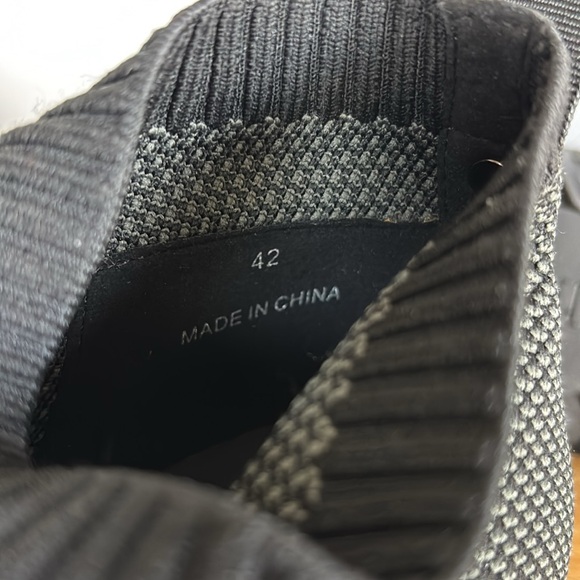 Jimmy Choo Men’s Norway FlyKnit Black Gray Pull on Sneakers size 42/US 9 - Picture 9 of 11